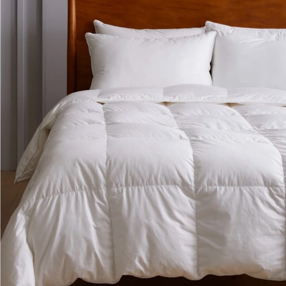 Quince Lightweight Down Alternative Comforter/Duvet Insert King/Cal King NWT - Picture 1 of 6